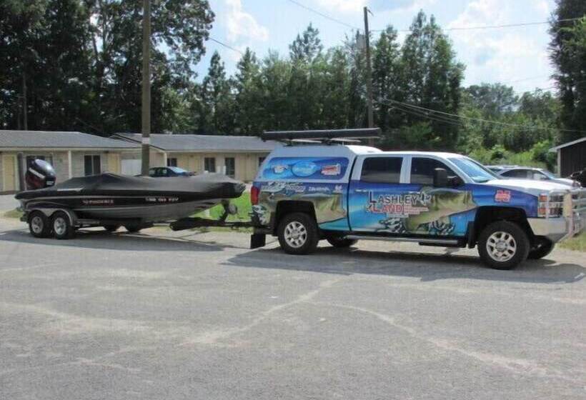 모텔 Parsons Inn Downtown Parsons,tn