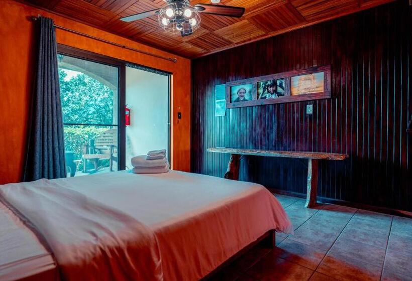 Herberge Bambuda Castle