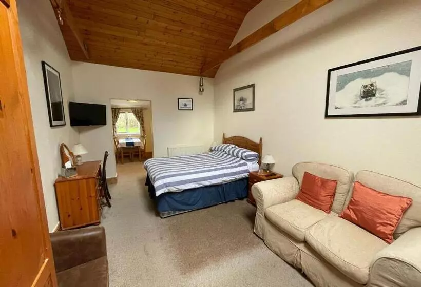 Aamiaismajoitus (B&B) The Waterings