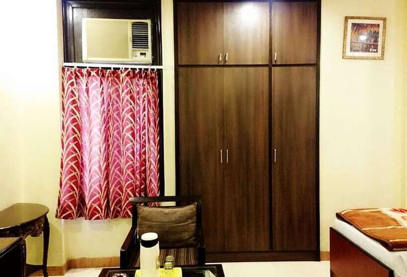 Отель Jinendra Inn