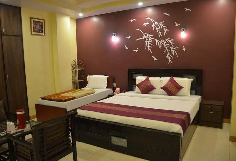 Отель Jinendra Inn