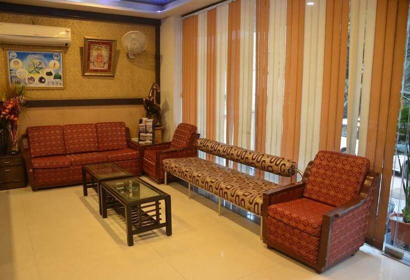 Отель Jinendra Inn