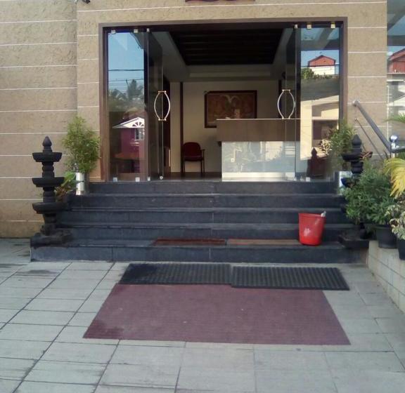 בית מלון כפרי Lalitha Inn