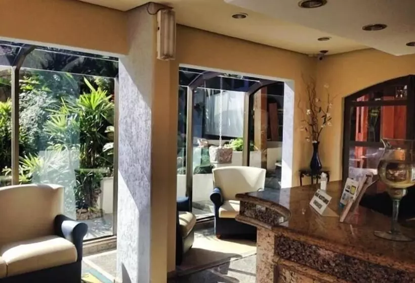 Hotelli Nações Plaza