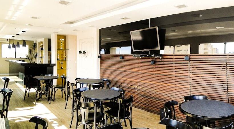 ホテル Nações Plaza