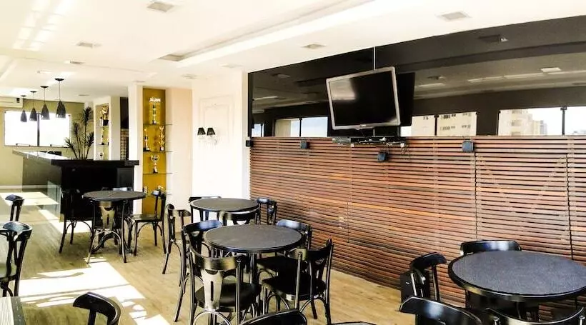 Hotelli Nações Plaza