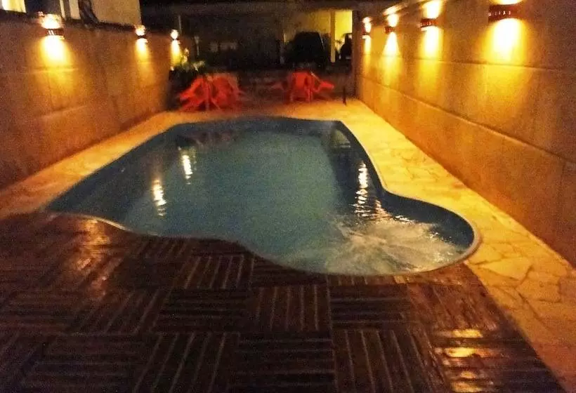 Hotelli Nações Plaza