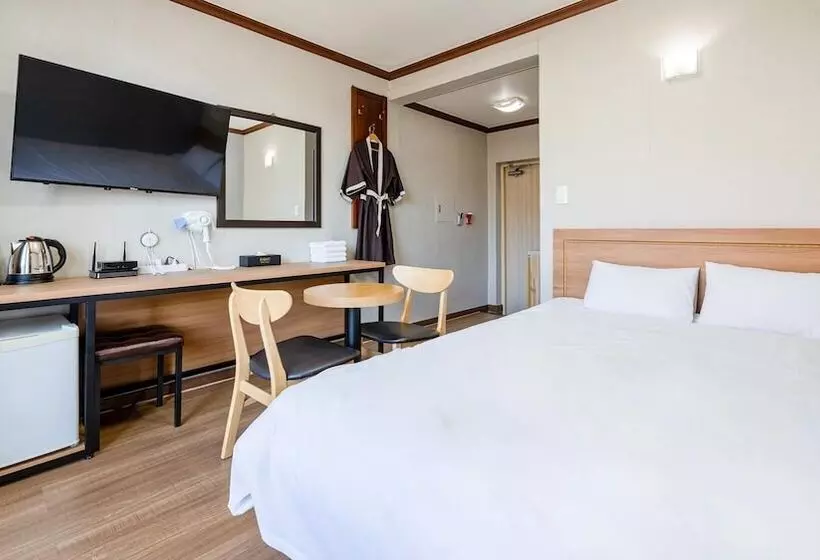 モーテル Yangyang Eight