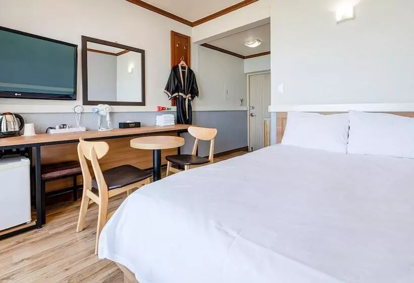 モーテル Yangyang Eight