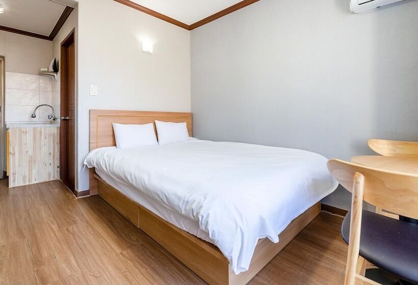 Motel Yangyang Eight