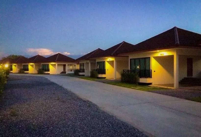 Sranrom Resort