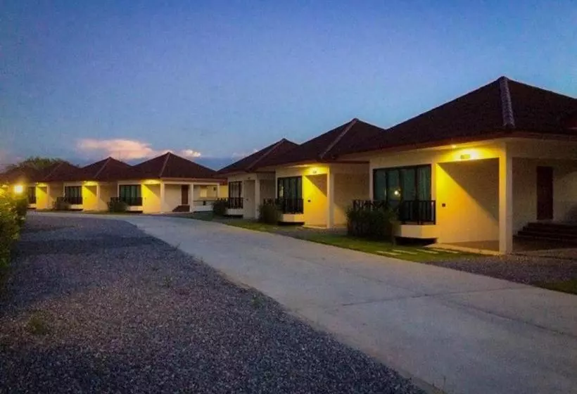 Sranrom Resort