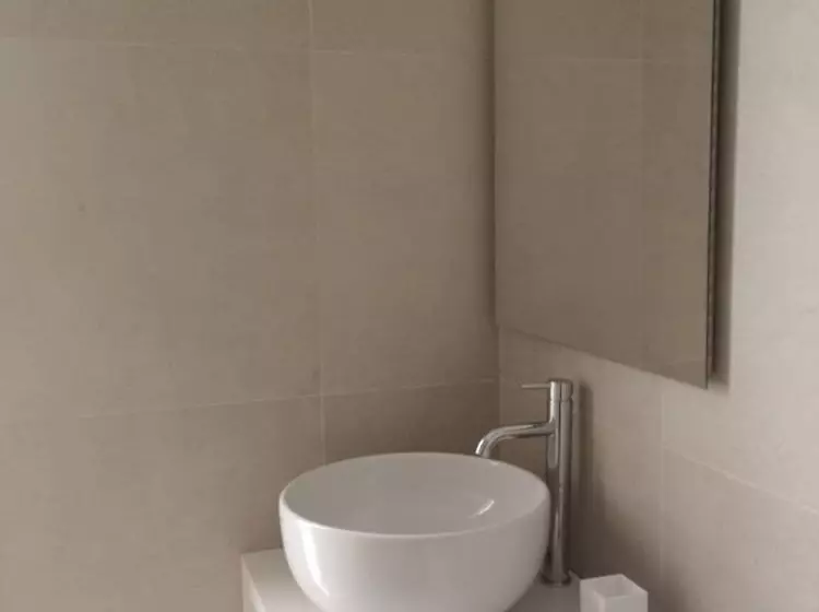 تختخواب و صبحانه Gatto Bianco Duchessa