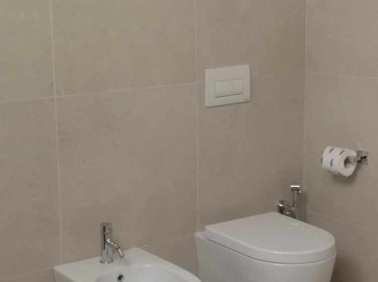 تختخواب و صبحانه Gatto Bianco Duchessa