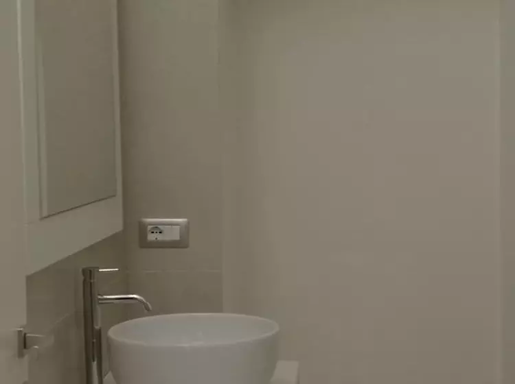 تختخواب و صبحانه Gatto Bianco Duchessa