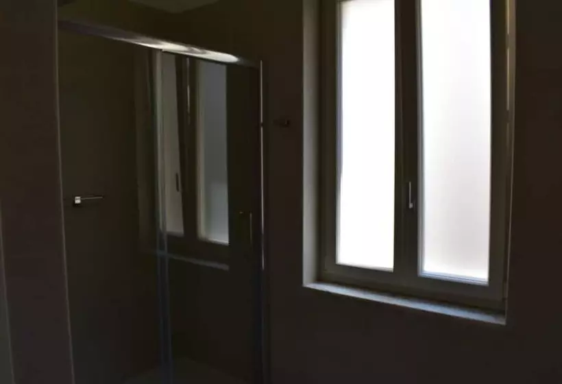 تختخواب و صبحانه Gatto Bianco Duchessa