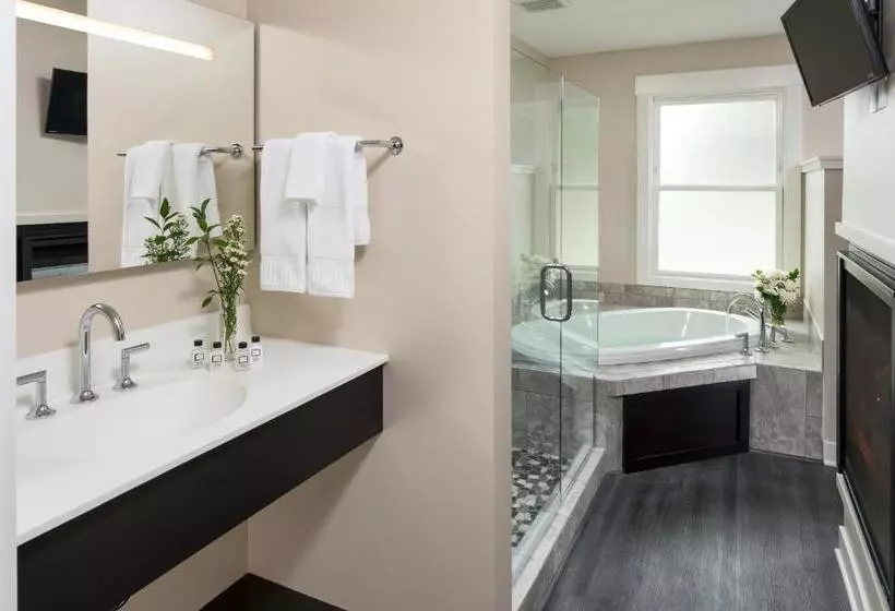 Aamiaismajoitus (B&B) The  Saugatuck  Adults Only