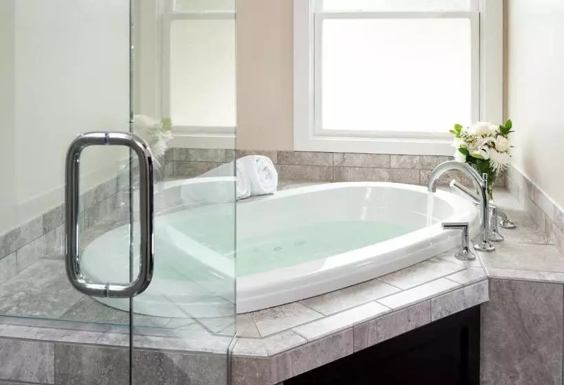 Aamiaismajoitus (B&B) The  Saugatuck  Adults Only