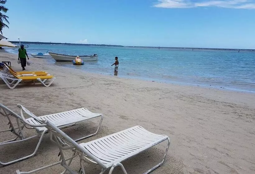 Hotelli Costa Linda Beach Boca Chica