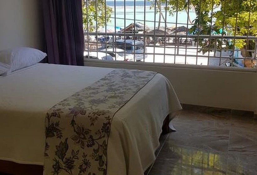 هتل Costa Linda Beach Boca Chica