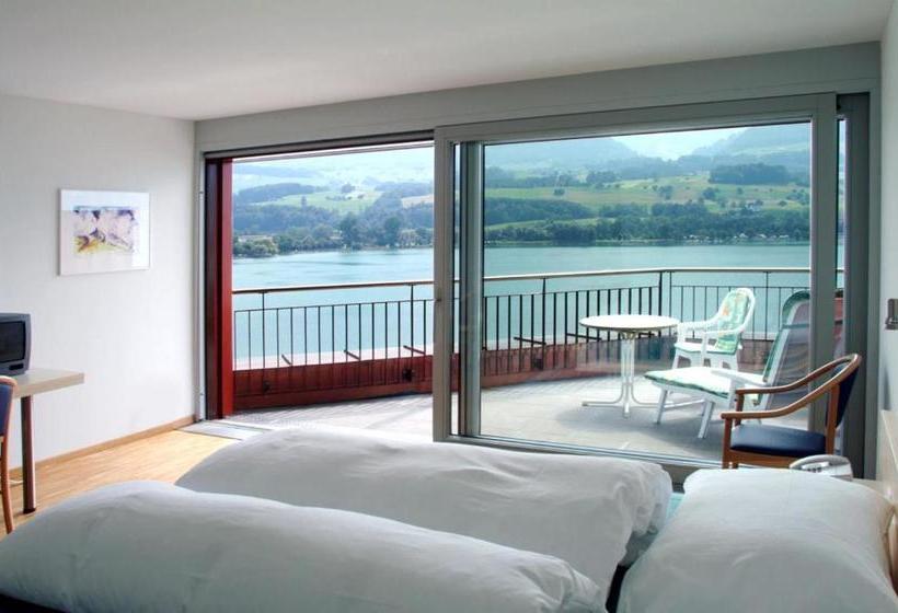 בית מלון כפרי Kurhaus Am Sarnersee