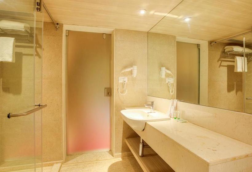 فندق Grand Bhabendra Alay