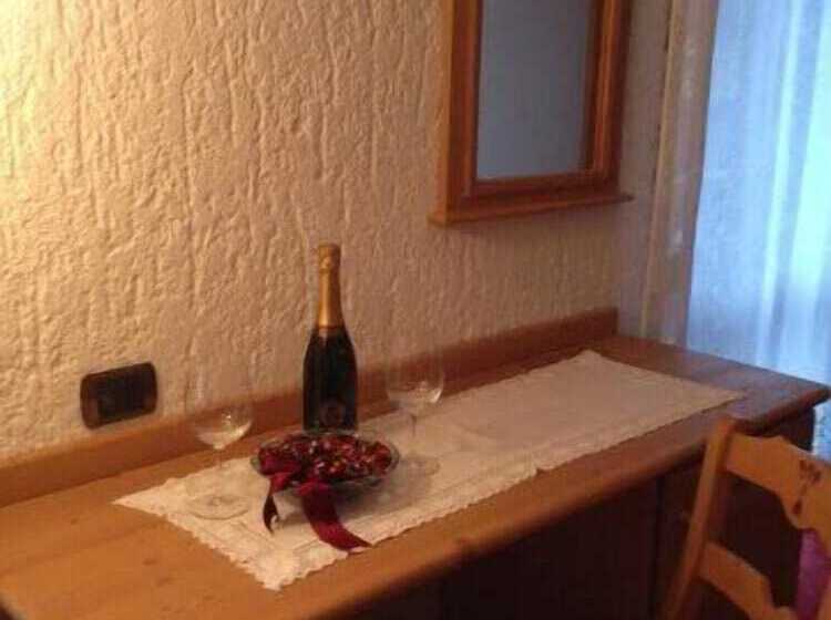 ホテル Villa Elena