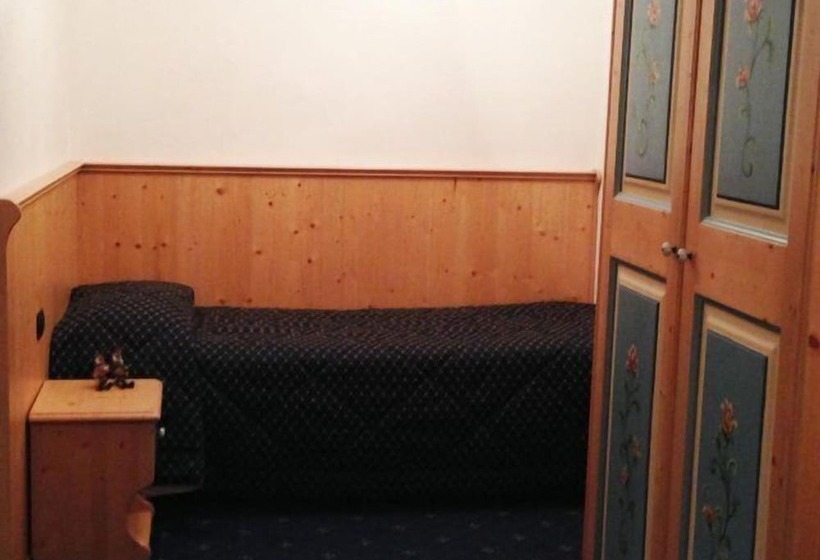 ホテル Villa Elena