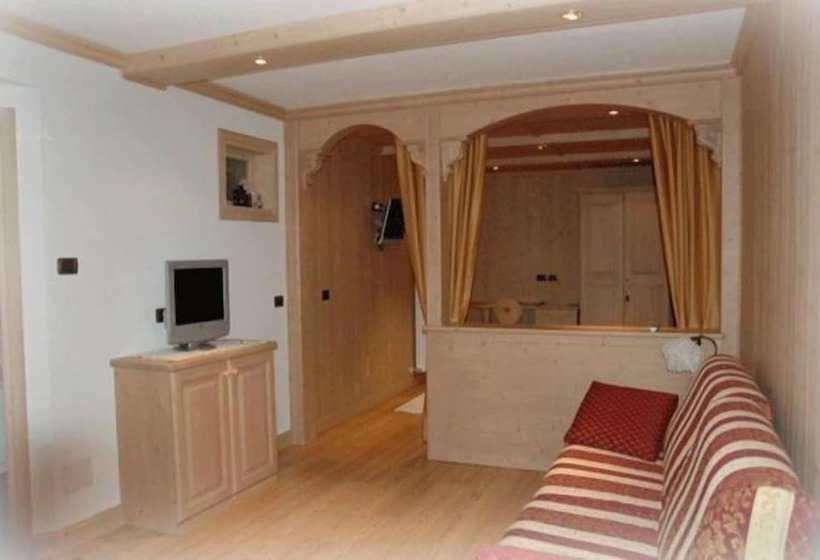 ホテル Villa Elena