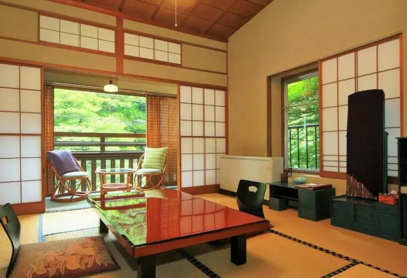 旅館 Irorinoyado Ashina