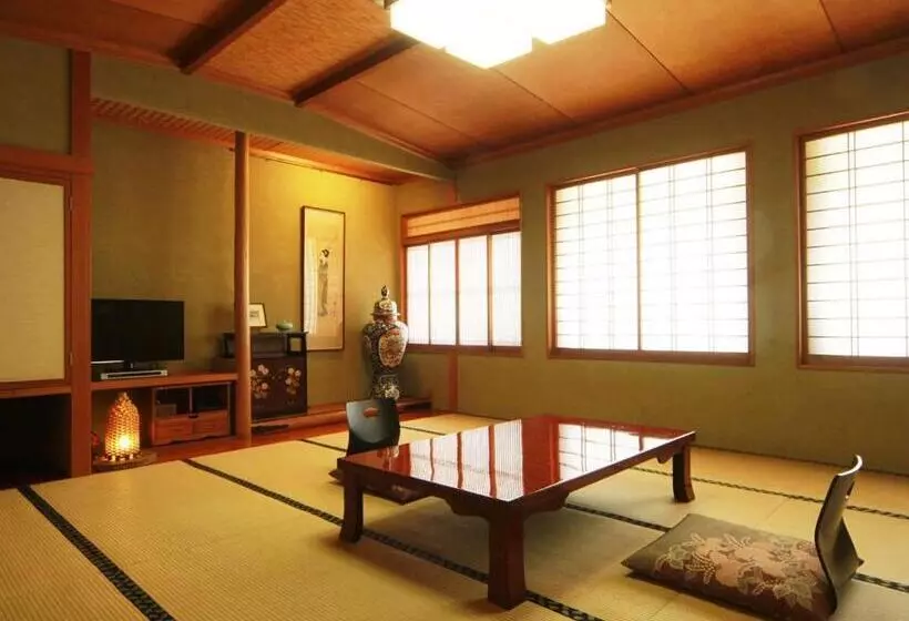 旅館 Irorinoyado Ashina