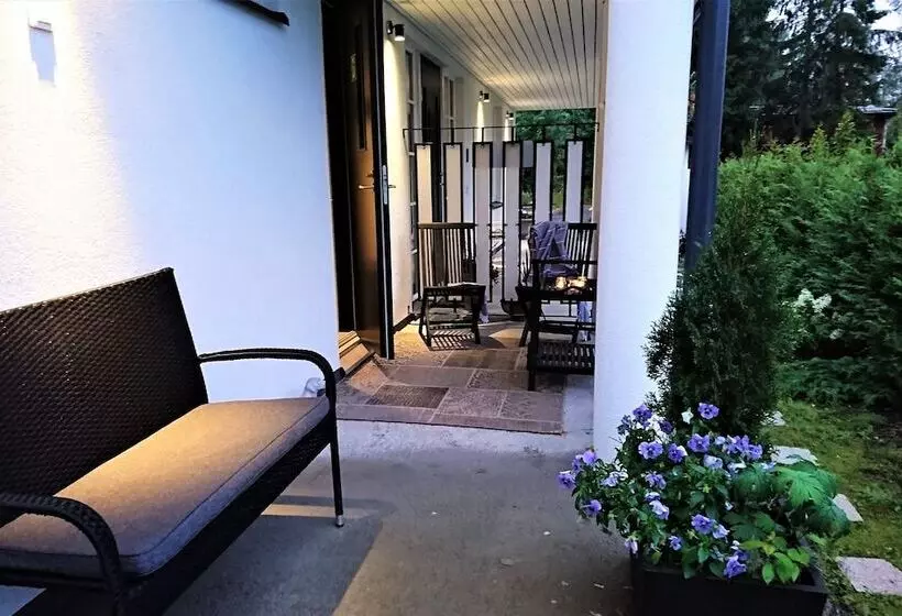 Villa Jokivarsi Bed & Breakfast