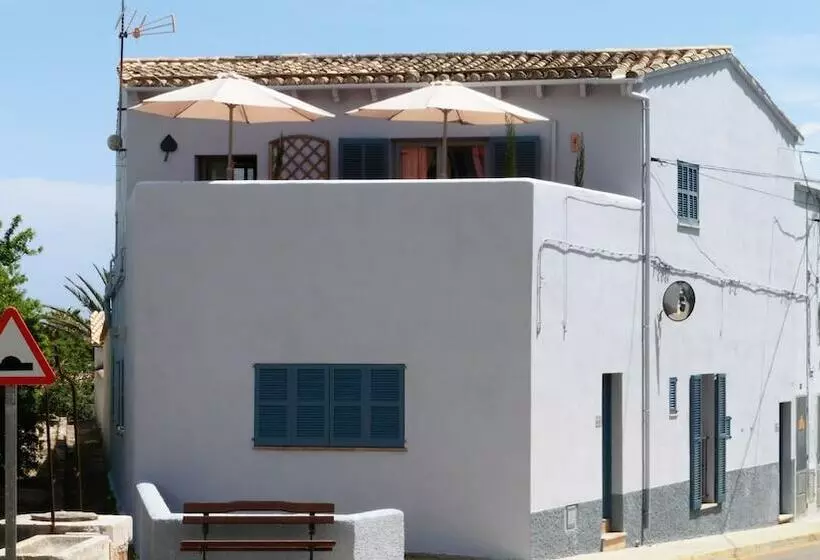 ベッドアンドブレックファースト Ses Terrasses