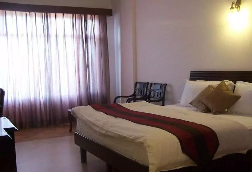 Forest Ville Hotel & Resort