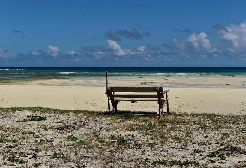هتل Abakao Bungalow & Restaurant