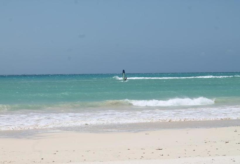 هتل Abakao Bungalow & Restaurant