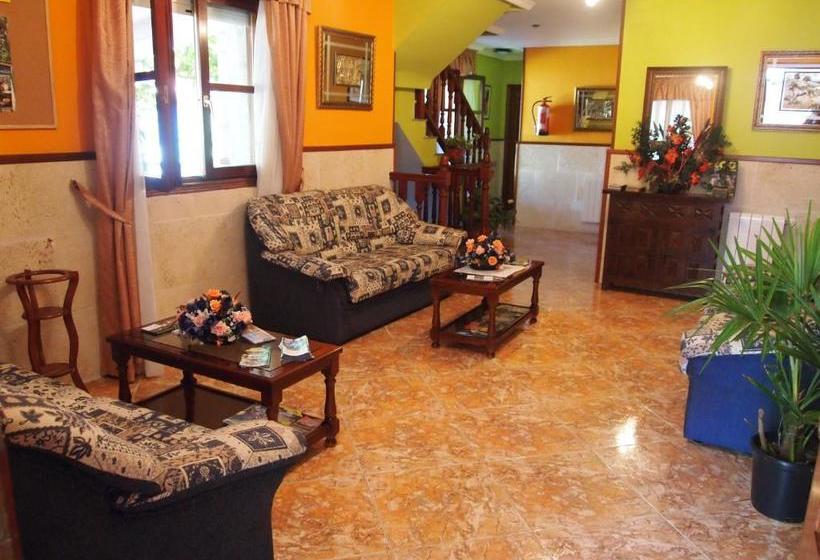 酒店 Las Palmeras Celorio Llanes