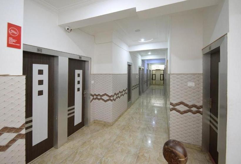 Itsy Hotels Satya Shree