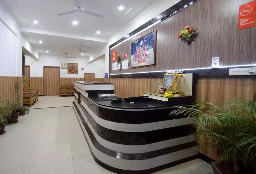 Itsy Hotels Satya Shree