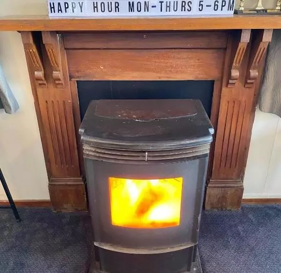 Hotelli Hokitika Pioneer