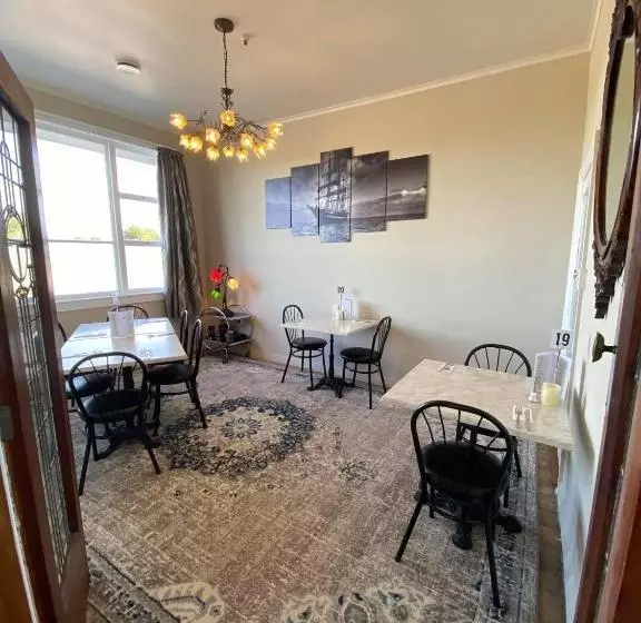 Hotelli Hokitika Pioneer