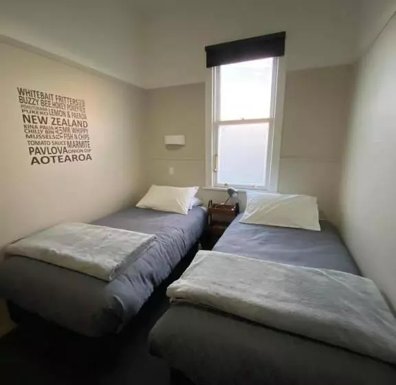 Hotelli Hokitika Pioneer