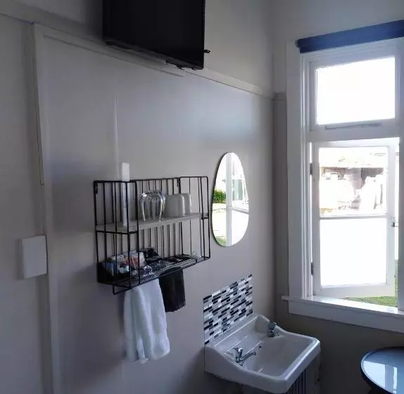 Hotelli Hokitika Pioneer