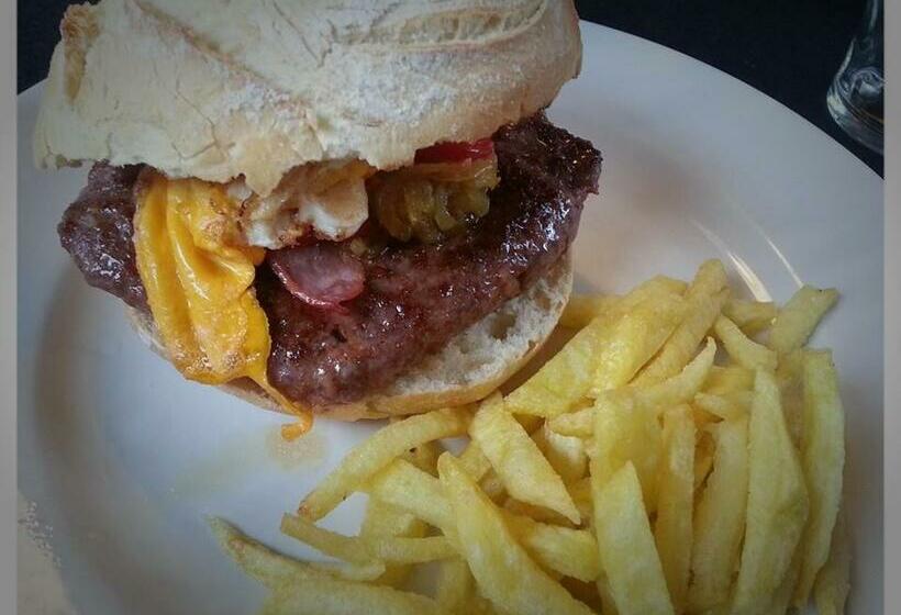 Habitaciones Y Estudios Hotel Posada De Cantabria Terraza Panorámica Gintonic Bar