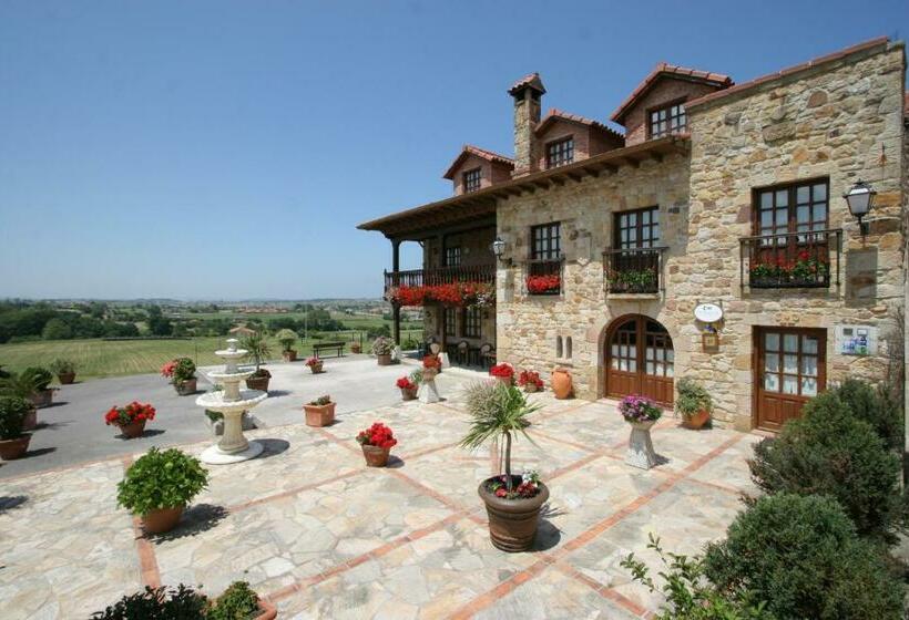 Habitaciones Y Estudios Hotel Posada De Cantabria Terraza Panorámica Gintonic Bar