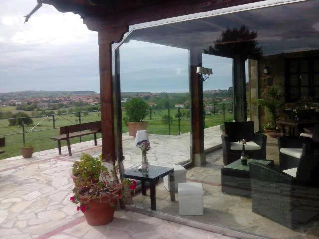 Habitaciones Y Estudios Hotel Posada De Cantabria Terraza Panorámica Gintonic Bar