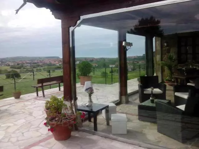 Habitaciones Y Estudios  Hotel Posada De Cantabria   Terraza Panorámica  Gintonic Bar