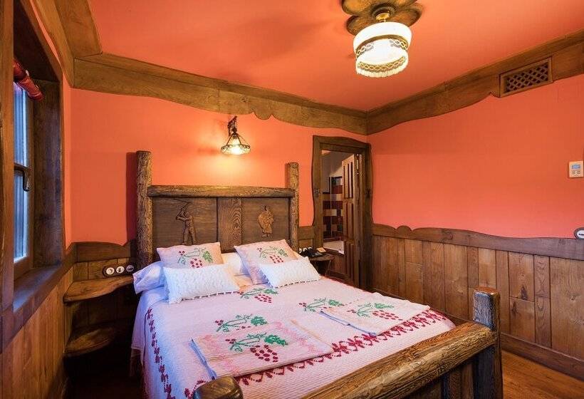 هتل Prada A Tope Palacio De Canedo