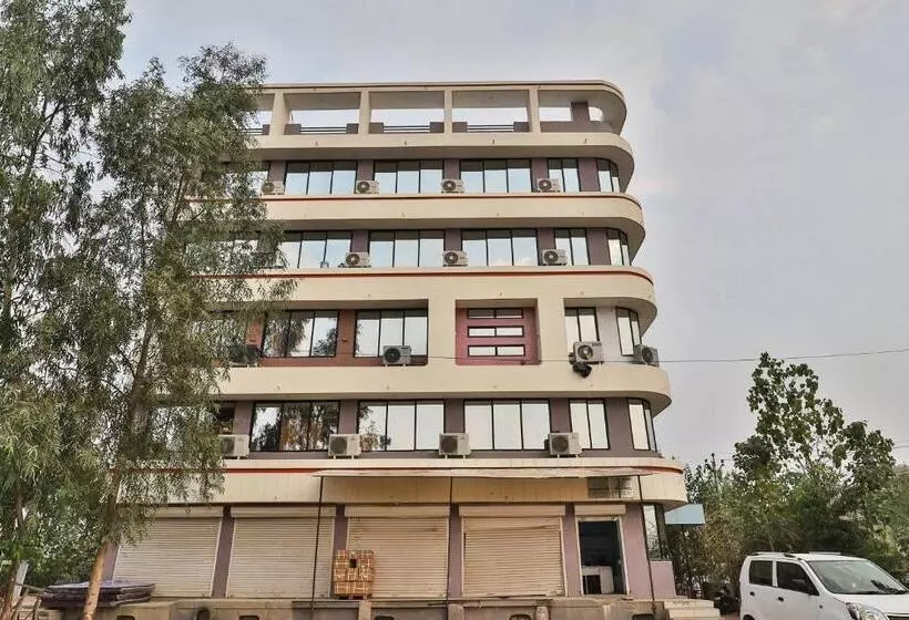 Super Hotel O Siddharth Inn