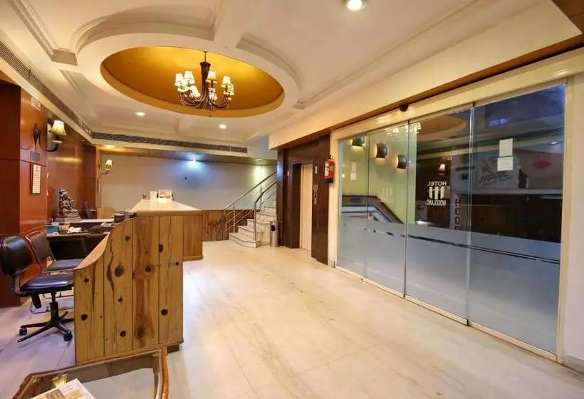 Hotel Woodland